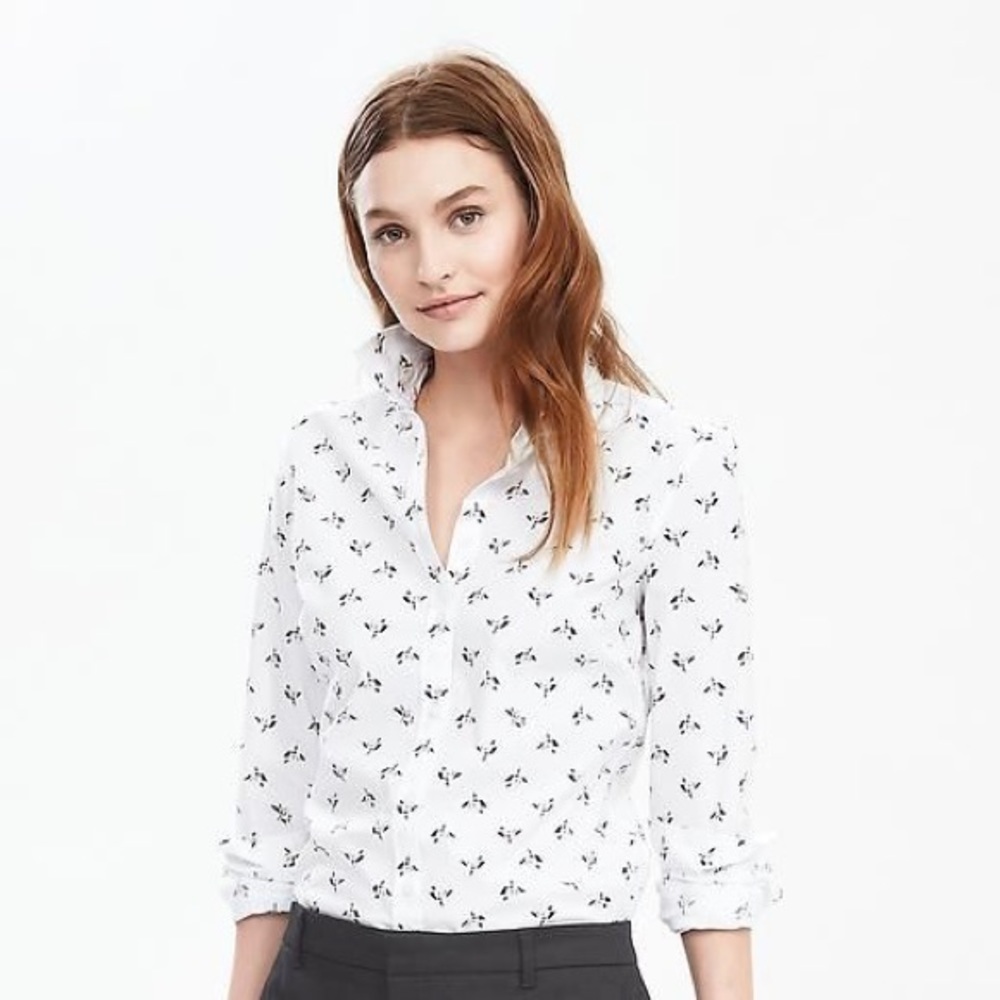 (NWOT) Floral Long-sleeve Button Down